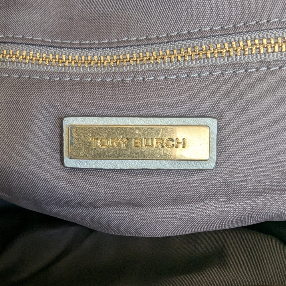 Tory Burch McGraw Small Satchel, an elegant pebbled leather  Crossbody bag - Picture 13 of 15